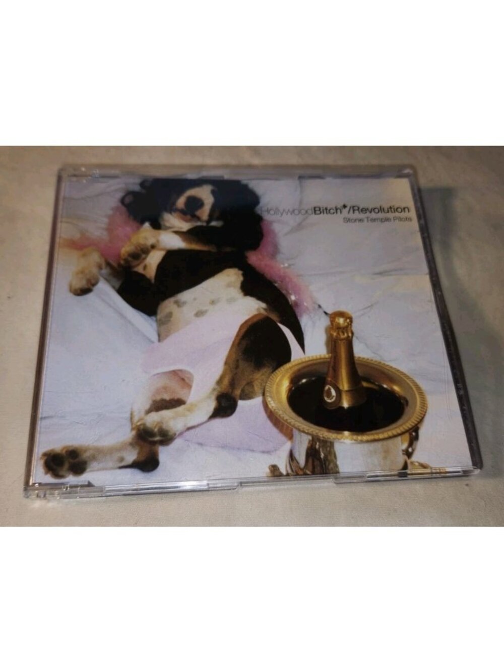 STONE TEMPLE PILOTS import cd HOLLYWOOD B1TCH/REVOLUTION